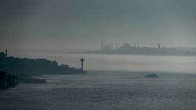 İstanbul'da sis nedeniyle vapur seferleri iptal edildi