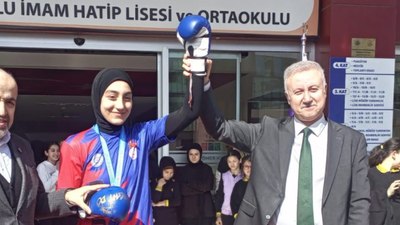 İstanbul'da İmam Hatip Lisesi öğrencisi Avrupa Wushu Kung Fu Şampiyonasına katılmaya hak kazandı