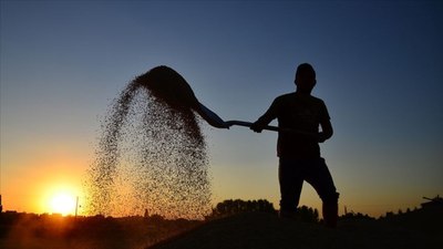 Çiftçilere 9 milyar lira mazot ve gübre destek ödemesi bugün yapılıyor