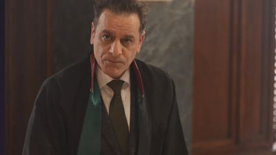 “Yakarsa Dünyayı Harun Yakar”