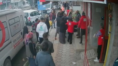 Hatay'da yemek dağıtan Türk Kızılay personeline saldırı