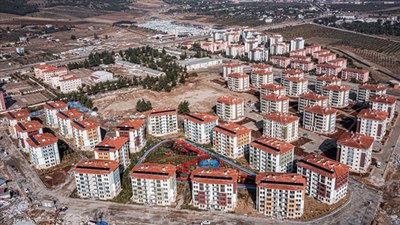 Deprem bölgesindeki 11 kent için bugün kura çekilecek