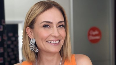 Oyuncu Ceyda Düvenci'nin son paylaşımına yeni aşkı Güçlü Mete'ten yorum