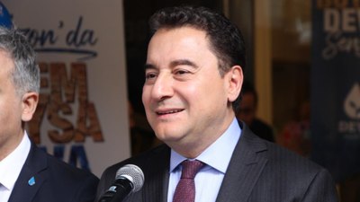 Ali Babacan Trabzon'da aradığını bulamadı: İl başkanlığı açılışı sönük geçti