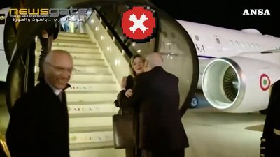 Lübnan Başbakanı Mikati, Meloni yerine yardımcısını öptü