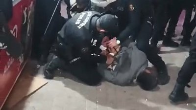 Şırnak'ta eylem yapan DEM Partililere polis müdahalesi