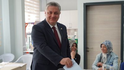 Yalova'da CHP’li Mehmet Gürel kazandı