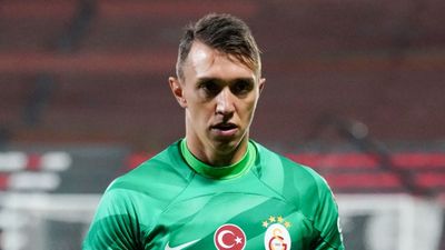 Fernando Muslera'nın yeni maaşı belli oldu