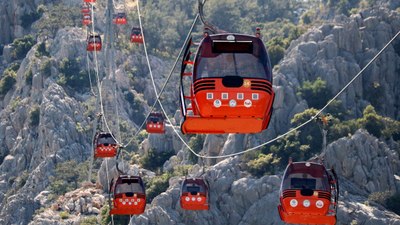 Antalya'da kazanın yaşandığı teleferik girişi kapatıldı
