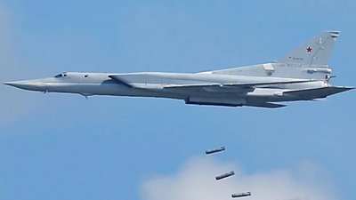 Rusya’nın Tu-22M3 bombardıman uçağı düştü