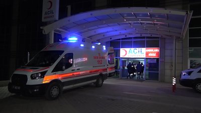 Kırıkkale'de ambulans ile ticari taksi çarpıştı: 4 yaralı