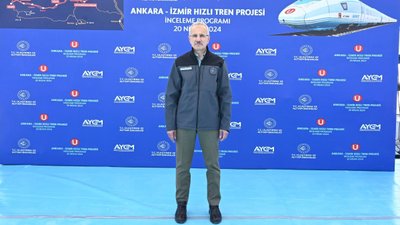Abdulkadir Uraloğlu Ankara-İzmir Hızlı Tren projesini yerinde inceledi