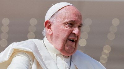 Papa Francis: Orta Doğu'daki durumu endişeyle izliyorum