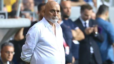 Hikmet Karaman: Maçın adamı Muslera