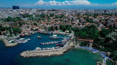 Yabancılar gidince Antalya'da eşyalı kiralık konutlar boş kaldı
