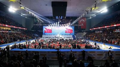 İyi Parti'de kurultay günü: 4 aday genel başkanlık için yarışıyor