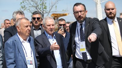 Aziz Yıldırım, Fenerbahçe'nin Divan Kurulu'na katıldı