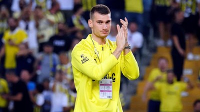 Fenerbahçe'de sürpriz ayrılık yaşanabilir: Livakovic'e talip var