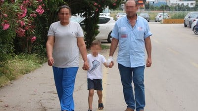 Adana'da 4 yaşındaki çocuğa taciz iddiası: Yabancı uyruklu aile mahalleden kovuldu