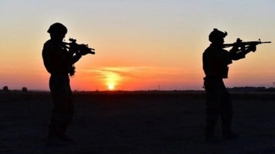Irak'ın kuzeyinde 2 terörist teslim oldu