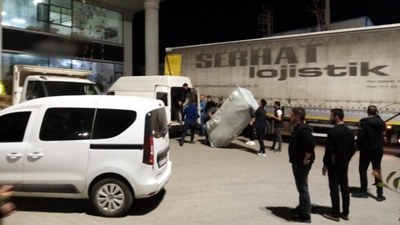 Bursa'da mobilya firması iflas etti: Alacaklıklar kapıya dayanıp eşyaları yağmaladı