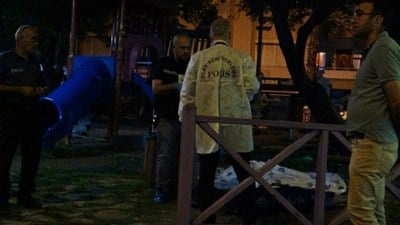 Antalya'da bir kişi parkta dinlenirken hayatını kaybetti