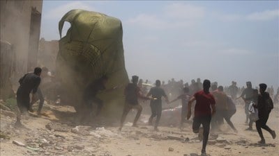 Gazze'de yardım paraşütleri açılmadı: Çok sayıda ölü ve yaralı var
