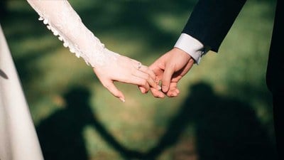 CHP'li Uşak Belediyesi, göçmenlerin nikah ücretlerinde zamma gitti