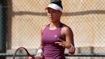Alex de Souza'nın kızı Antalya'da tenis turnuvasında yer aldı