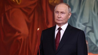 Rusya Devlet Başkanı Putin, Paskalya ayinine katıldı