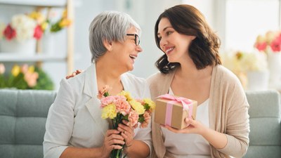 Anneler Günü hediye önerileri 2024: Anneye ne hediye alınır?