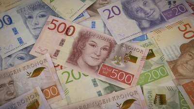 İsveç Merkez Bankası 8 yıl sonra ilk kez faizi düşürdü