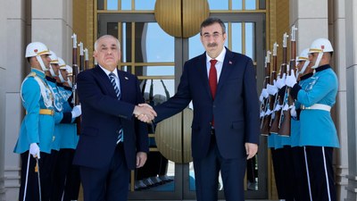 Cevdet Yılmaz: Türkiye-Azerbaycan ticaret hedefi 15 milyar dolar