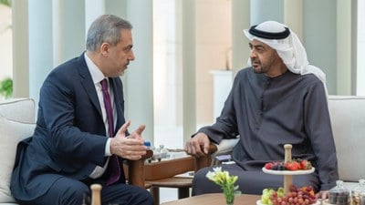 Dışişleri Bakanı Fidan, BAE Devlet Başkanı Al Nahyan'la görüştü