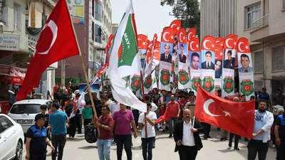 Reyhanlı'daki bombalı saldırılarda hayatını kaybedenler anıldı