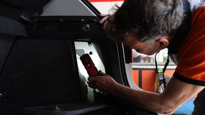 İkinci el otomobilin airbaginden sünger çıktı