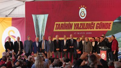 Galatasaray'dan Fenerbahçe'ye 5 yıldız göndermesi