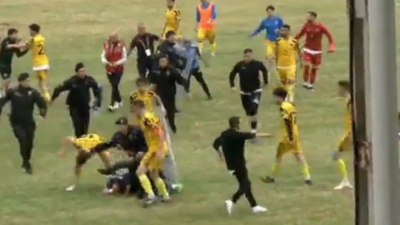 Tekirdağ'da futbol maçı yumruklaşmaya döndü: 16 kırmızı kart çıktı