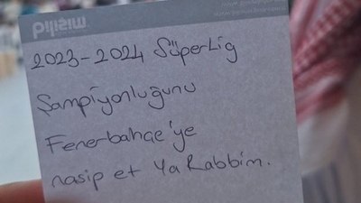 Kabe'de Fenerbahçeli taraftardan şampiyonluk duası