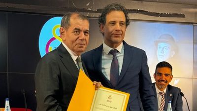 Galatasaray’da yönetim mazbatalarını aldı