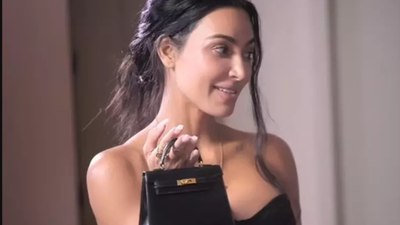 Kim Kardashian 37 bin dolarlık minik çantası olay oldu! İçine ne koyduğu ortaya çıktı