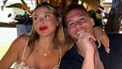 Kerem Bürsin ve Hadise'den "yaz" karesi geldi