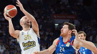 Fenerbahçe, Efes’i farklı yenerek final serisinde durumu 2-0 yaptı