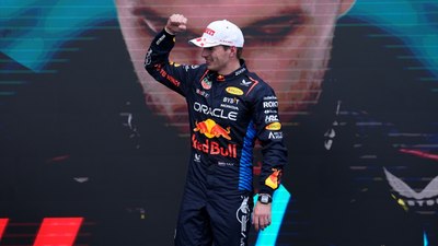 F1 Kanada Grand Prix'sini kazanan Max Verstappen oldu