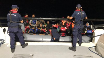 Muğla açıklarında 68 kaçak göçmen yakalandı
