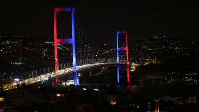 Köprüde SMA eylemi! 15 Temmuz Şehitler Köprüsü kapatıldı mı, neden? Köprüde son dakika...