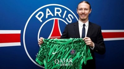 Paris Saint-Germain yeni transferi açıkladı
