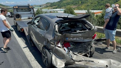 Düzce'de 6 aracın karıştığı zincirleme kaza: 6 yaralı