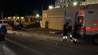 Muğla'da kamyonet ile motosiklet çarpıştı: 1 ölü