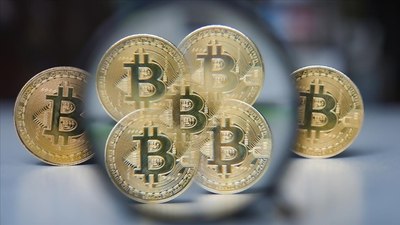 Bitcoin ve altcoinlerde sert düşüş: Piyasa değerinde gerileme